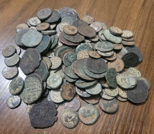 3 Random Very Good Roman Provincial/byzantine bronze coins 15 to 30 Mm