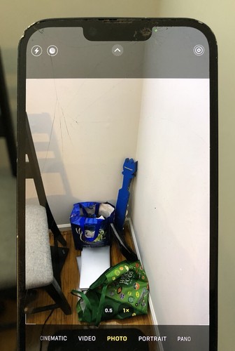 Apple iPhone 14 Plus 256GB - Midnight (Unlocked) Cracked Screen Works /Back READ - Photo 17 sur 17