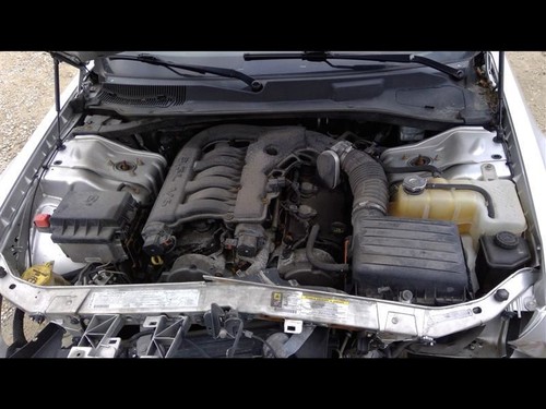 2007 CHRYSLER 300 Fuel Filler Door - Picture 8 of 12