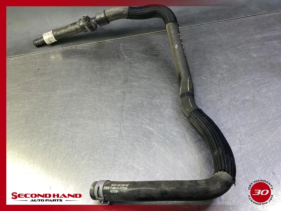 Ford Focus SE 2013 2018 2,0 L tubo de manguera de refrigerante sin turbo de fábrica Foto 4 de 4