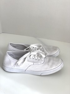 vans authentic classic white