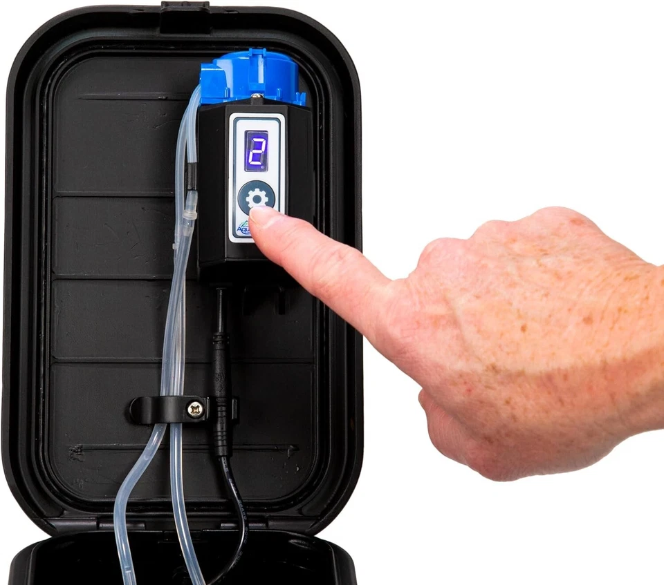 Sistema de dosificación automático de tratamiento de agua para estanque y fuente Aquascape SL, 96085 Foto 2 de 4