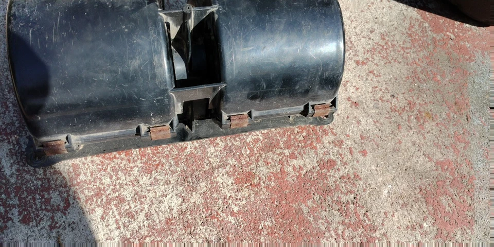 77 MERCEDES BENZ OEM R107 450SL AC VENTILADOR MOTOR 8 PINES Foto 4 de 4