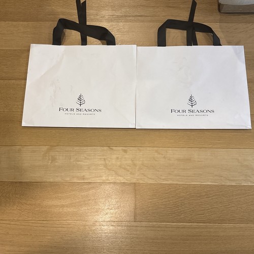 2 Four Seasons Hotels and Resorts Paper Shopping Gift Bag medium ￼