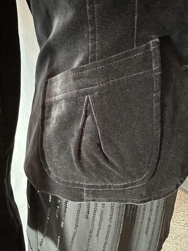 Blazer H&M Chaqueta Negra Mujer 8 Terciopelo Forrado Dos Botones Bolsillos Ajustado Foto 4 de 4