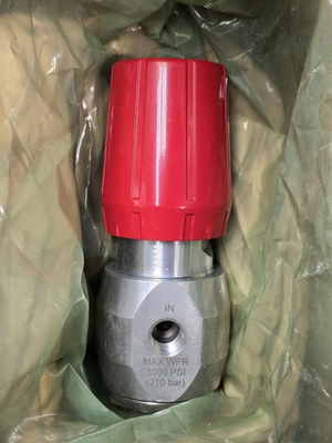 #ad GRACO 217576 HIGH PRESSURE REGULATOR VALVE 3000 PSI 210 BAR With Manual NOS $459.00