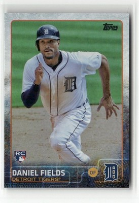 2015 TOPPS UPDATE #US99 DANIEL FIELDS RAINBOW FOIL DETROIT TIGERS RC
