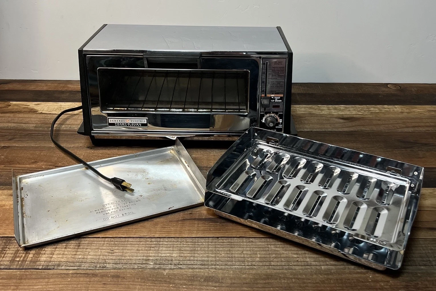 Vintage General Electric GE Toast-R-Oven Deluxe Toaster A5T94 Testd Works