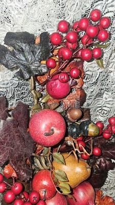 Vintage Fall Harvest Fruit Swag Wall Hanging Apples Pear Acorns 22  Rustic Decor