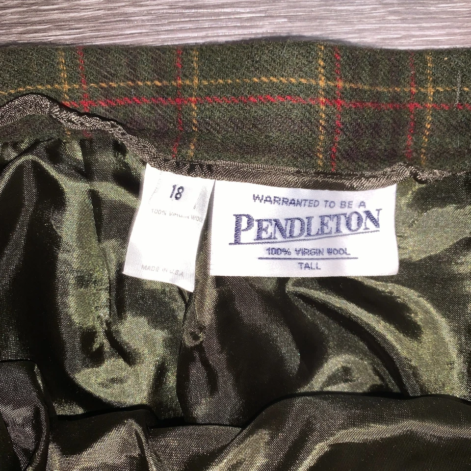 Vintage Womens Pendleton Plaid Green Wool Skirt Sz. 18 Tall - Image 3 of 4