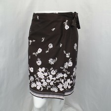 "ANN TAYLOR" BROWN FLORAL PINK STRIPES FLORAL CLASSIC WRAP SKIRT SIZE: 0