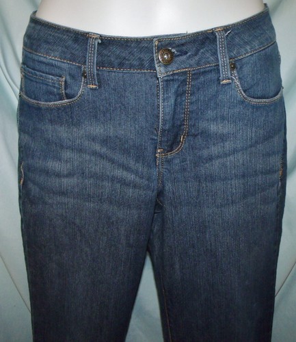 Faded Glory Dark Wash Blue Mid Rise Straight Leg Jeans Size 12P - Picture 2 of 5