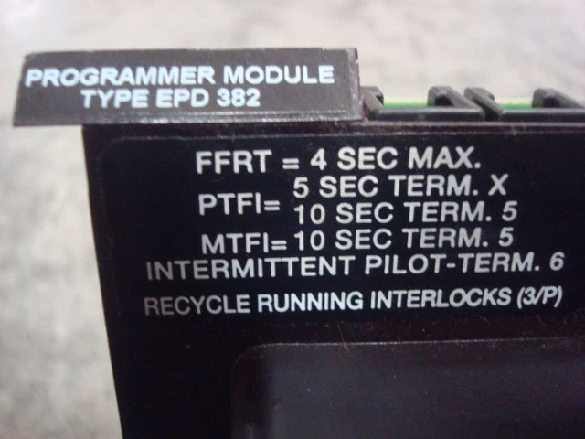 Módulo Programador Monitor de Llama Fireye Tipo EPD 382 USADO Foto 3 de 3
