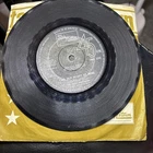 THE ISLEY BROTHERS - THIS OLD HEART OF MINE /THERES NO LOVE LEFT 7” VINYL. VG/EX