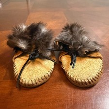 vtg Taos Baby Moccasins Suede Fur Trim Southwestern Soft Sole