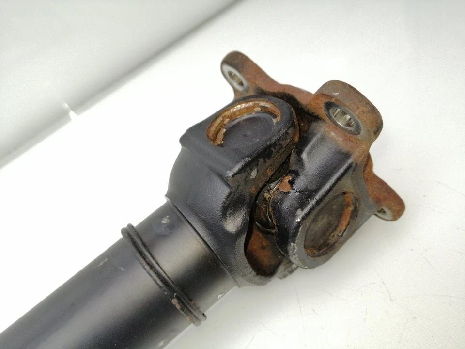 26208628043 TRANSMISSION CENTRALE AVANT / 676467 POUR BMW 5 TOURING F11 520 D XD - Photo 2/4