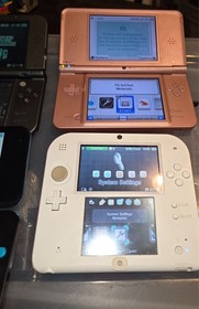 Lot of 4 Nintendo Handheld Game Consoles Bundle Gameboy new 3ds xl,dsi xl, 2ds,