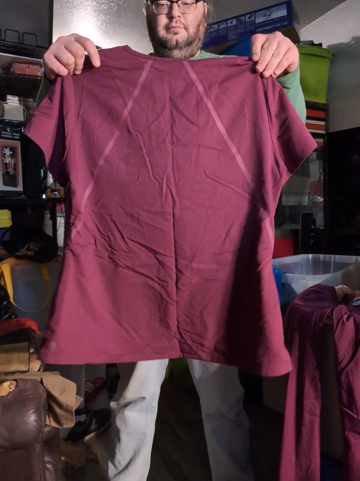 Large Grey's Anatomy Maroon Straight Leg Scrub Carbo Pant Large Shirt - Image 3 of 4