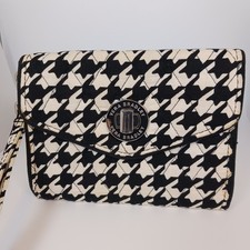 Vera Bradley Your Turn Wristlet Wallet Turn Lock Black/Ivory Houndstooth Quilted