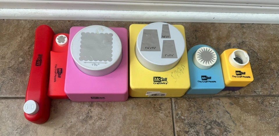 Lote de 6 perforadores de papel cuadrados apilables artesanales McGill Foto 2 de 4