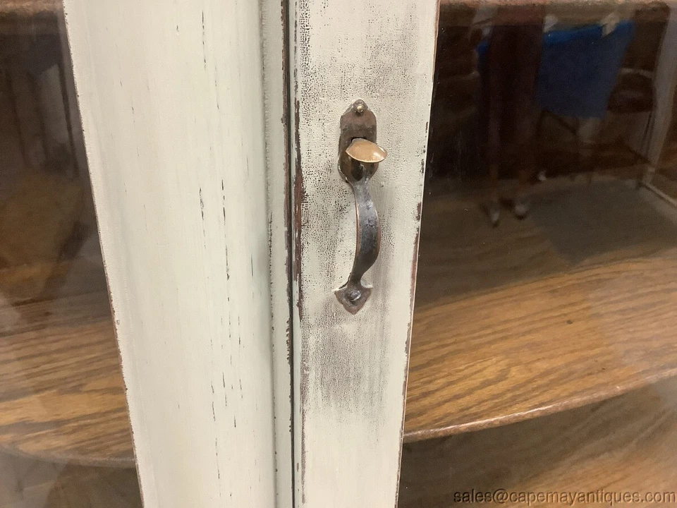 Antiguo gabinete de porcelana redondo de roble pintado verde suave vidrio original Foto 4 de 4