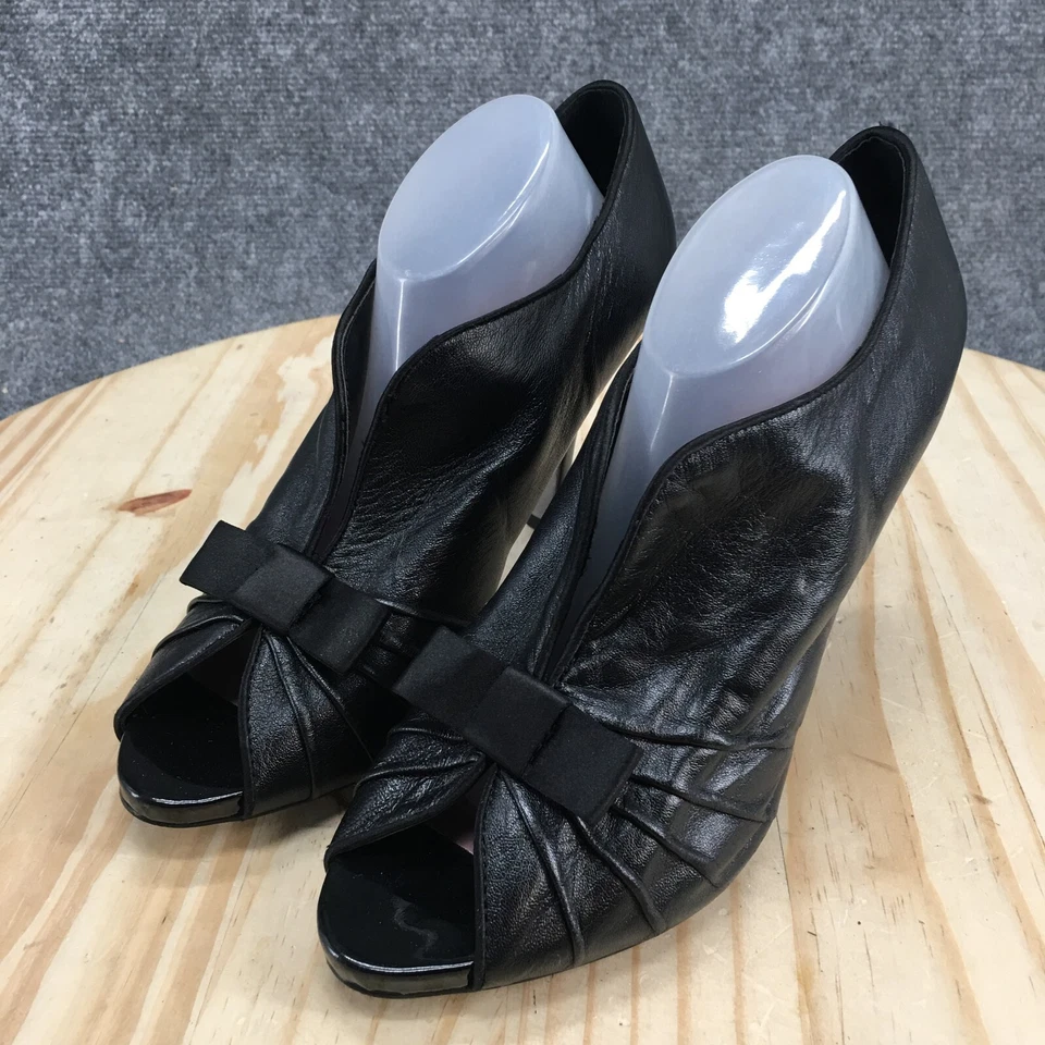 Tacones Tahari para mujer 8 M Dallas Pump cuero negro sin cordones punta abierta Stilleto Foto 3 de 4
