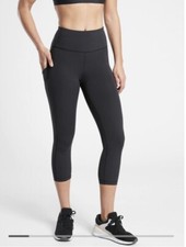 Athleta Ultimate Stash Leggings Women XS Pocket Capri Black Cropped