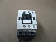 SCHNEIDER LC1D09BDC CONTACTOR 2.2-5.5KW/220-690V 9/25A 24VDC P9190