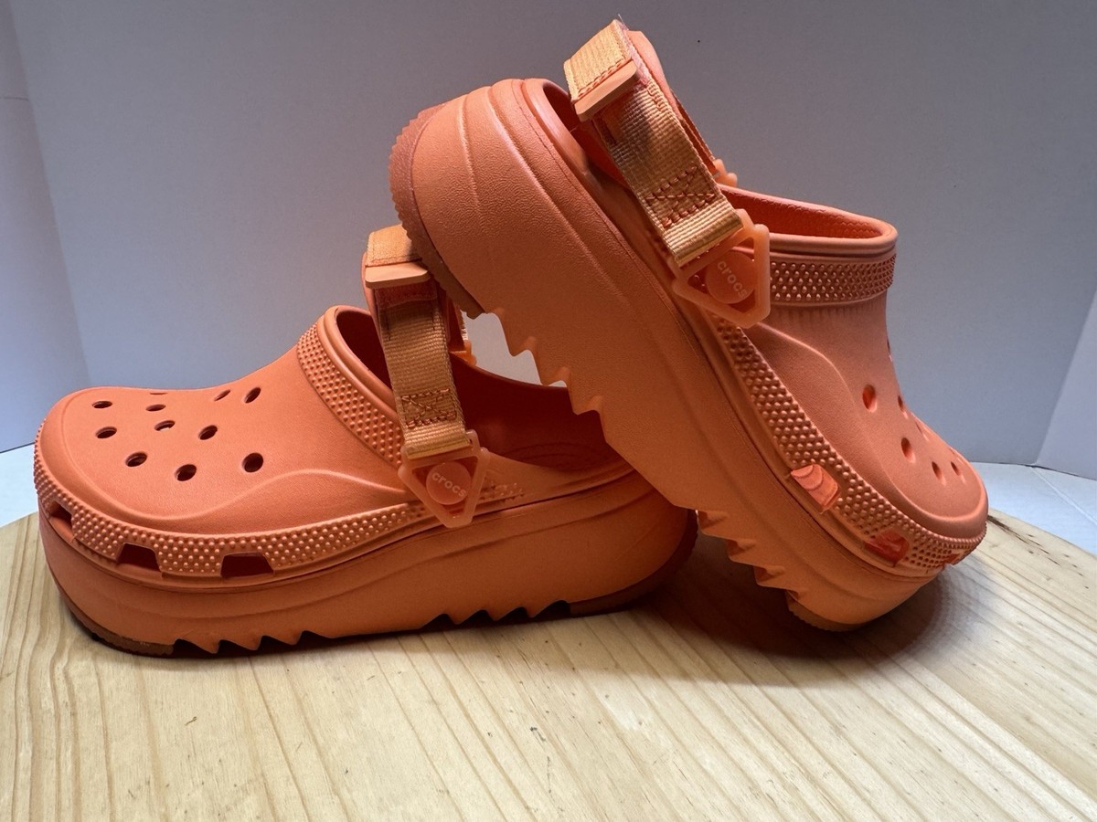 Cantaloupe Orange Crocs Crocs Classic Platform W9 Clog W Papaya Orange  Women Slip On Sandals 206750-83E