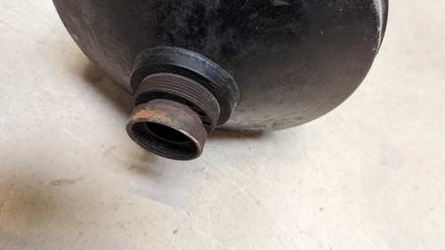 NewPig/Pig Burpless Drum Funnel With Lid - Picture 5 of 8