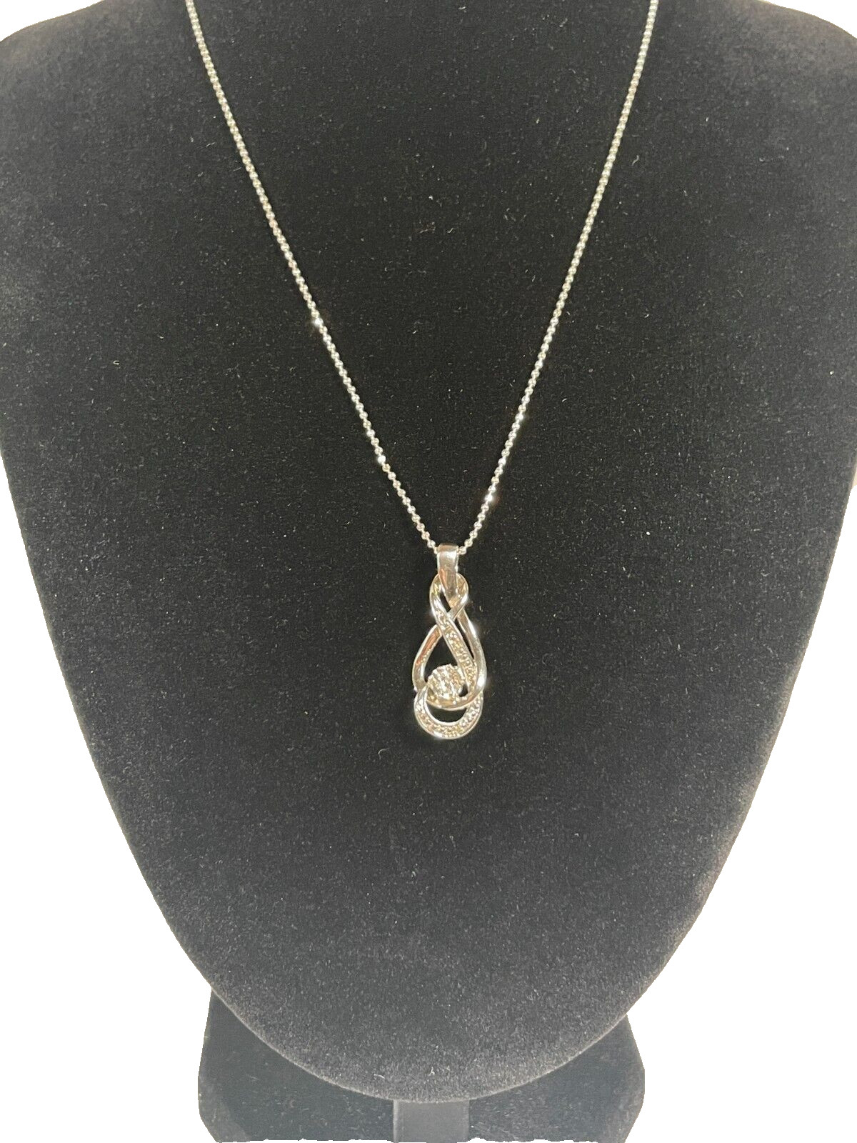 Interlocking Infinity Symbol with Diamond Chips S… - image 14