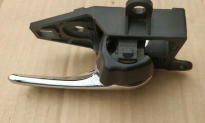 00 01 02 03 04 05 Toyota Celica Door Handle RH Passenger Side