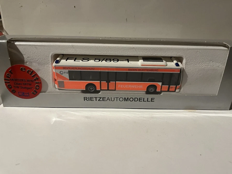 SoMo Rietze GRTW Feuerwehr Stuttgart Bus Rettungsdienst 1:87