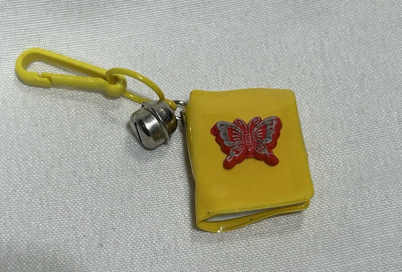 RARE ~ Vintage 1980s Plastic Bell Clip on Charm~ Notepad ~ For 80s Necklace~HTF