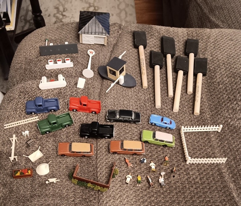 Lot of HO Scale Train Accessories Some Are New in Package