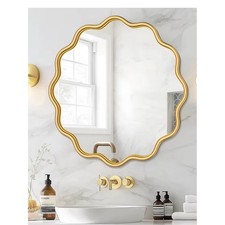 Gold Scalloped Circle Wall Mirror