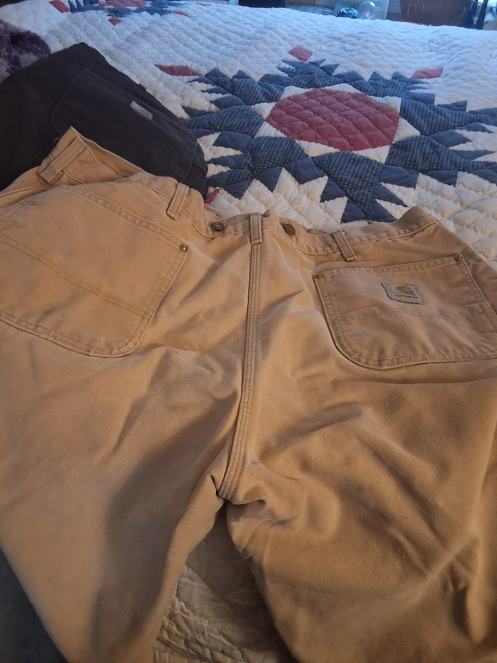 Calças de trabalho Carhartt insultadas 38x34 - Imagem 3 de 4