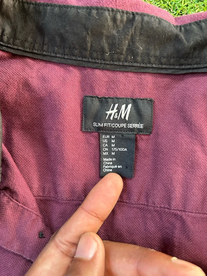 H&M Slim Fit Easy Iron 长袖纽扣勃艮第正装衬衫男式中号 — 第 3/4 张图片