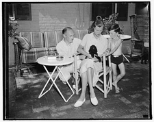 Pearson's return home. Washington, D.C., Sept. 5. Drew Pearson, writer and