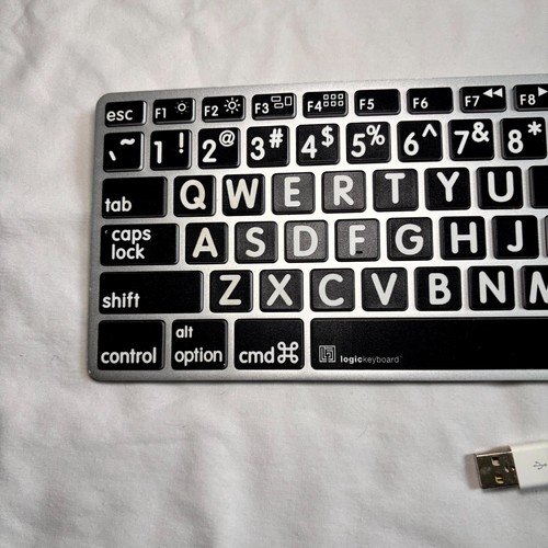 Apple Ultra Thin A1243 Keyboard w/ Logickeyboard Large Print Skinned Keys -Works - Picture 2 of 10