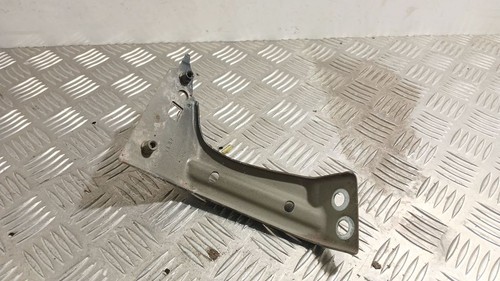 Volkswagen PASSAT B8 2016 Vorne links Halterung Kotflügel 3G0821141 APL25449