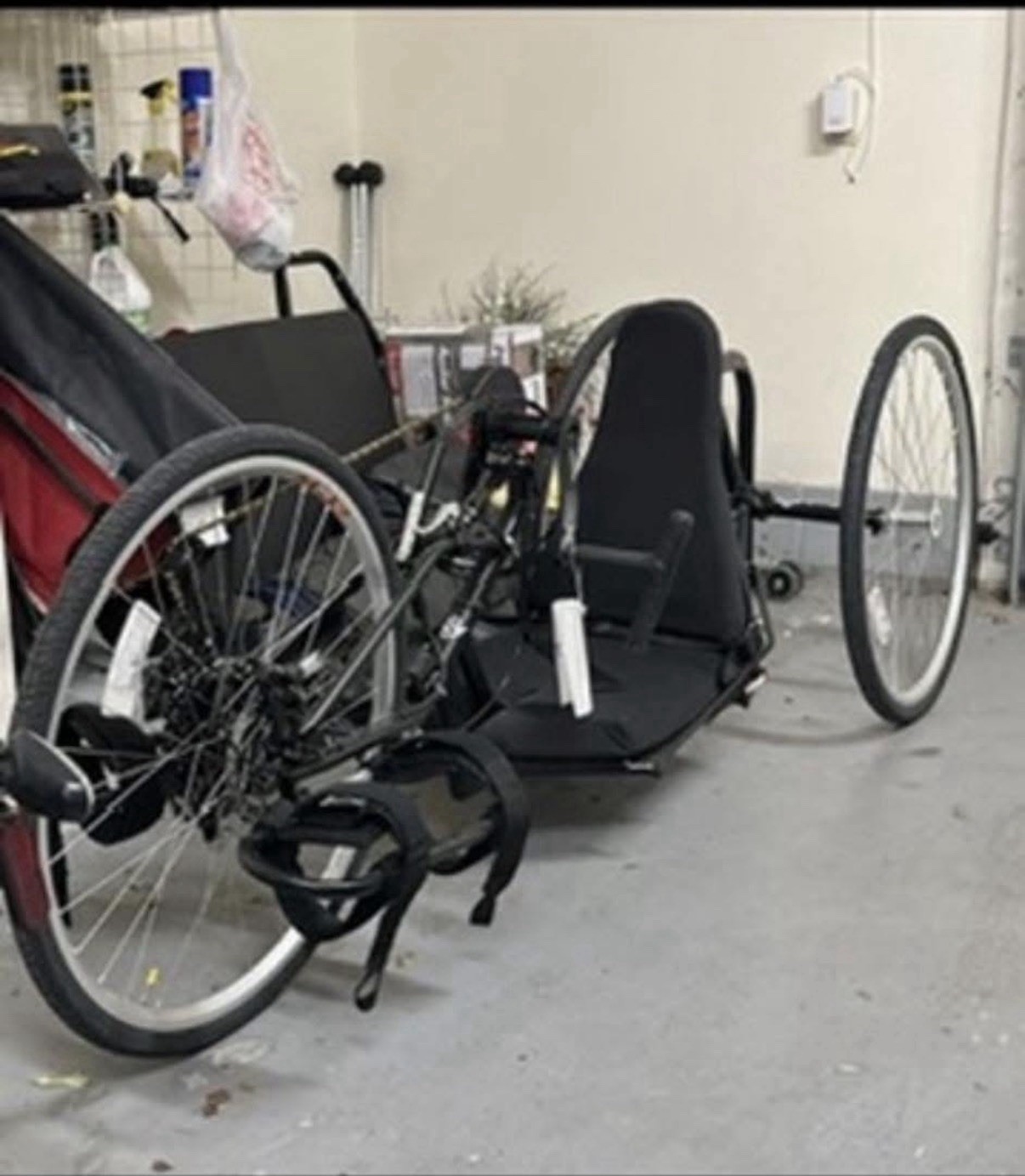 (Used) Freedom Concepts Recumbent Trike 3-Wheel Bike, 26 in Wheels, Black (800.00 USD)