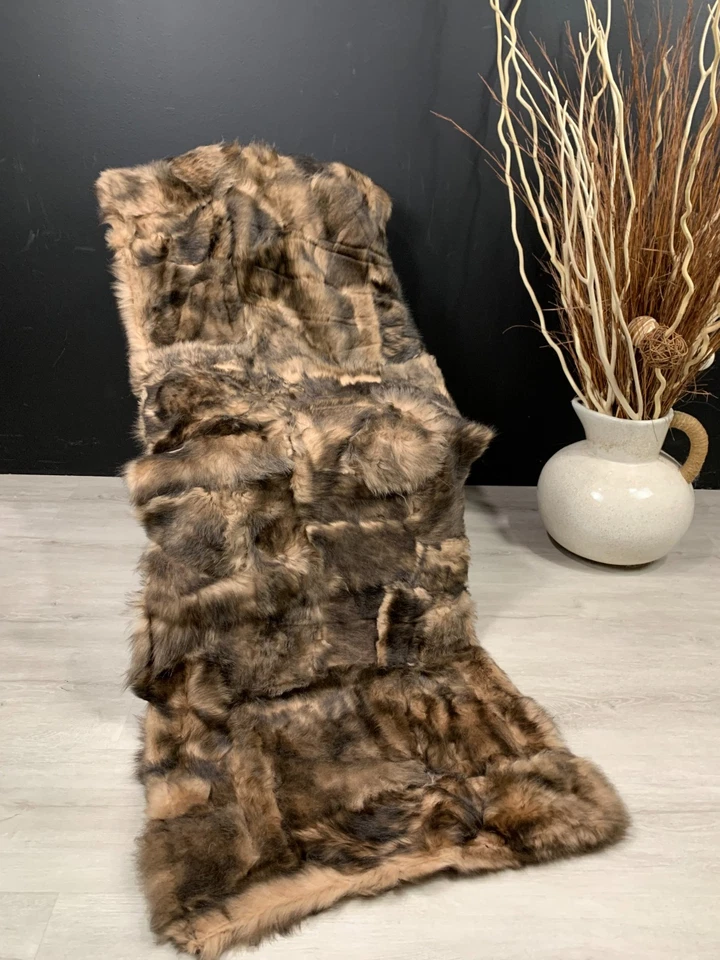 Alfombra de retazos de piel de oveja genuina hecha a mano natural alfombra de piel real decoración del hogar tiro Foto 2 de 4
