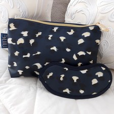 ELEMIS NINE BY SAVANNAH MILLER NAVY LEOPARD TOILETRY MAKEUP BAG & EYE MASK BNEW