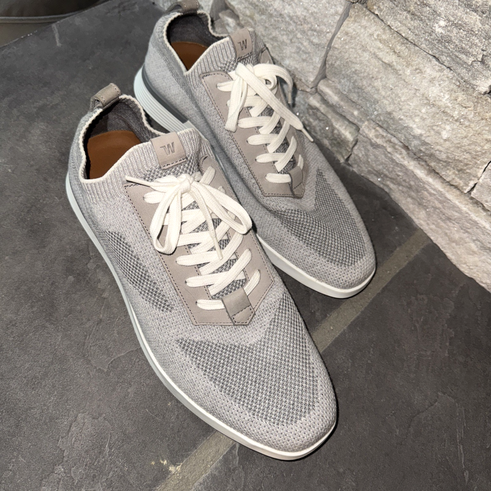 SAOLA Scarpe uomo Wolf & Shepherd taglia 12 sneakers grigie in maglia leggere facili da infilare