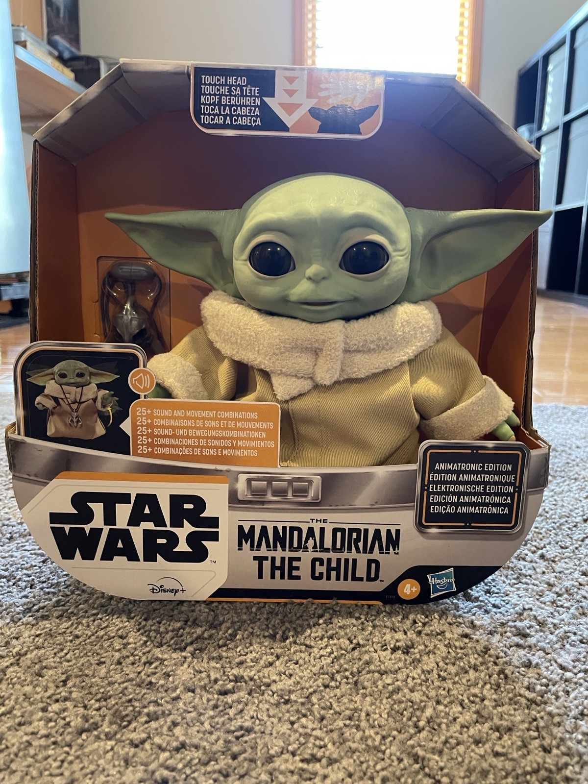 Hasbro Star Wars Mandalorian Animatronic Toy the Child Baby 