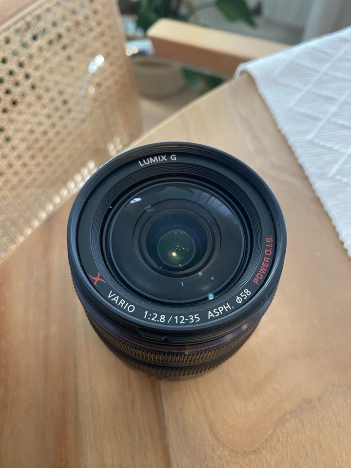 Panasonic Lumix G X VARIO 12-35 mm F2.8 Zoomobjektiv - Schwarz - Bild 3 von 4