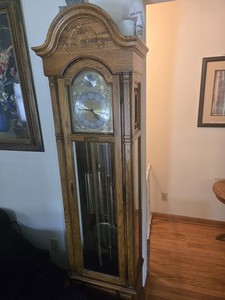 Howard Miller 610-861 Oak Mechanical Chain Grandfather Clock Westminster Chimes