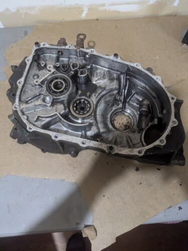 02-06 Honda CRV manual transmission 4x4 OEM PSA4 inner transmission casing 1264 - Picture 4 of 8