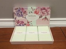 MARY KAY INTO THE GARDEN SOAP SET~3 BARS OF SOAP~DISCONTINUED~FULL SIZE